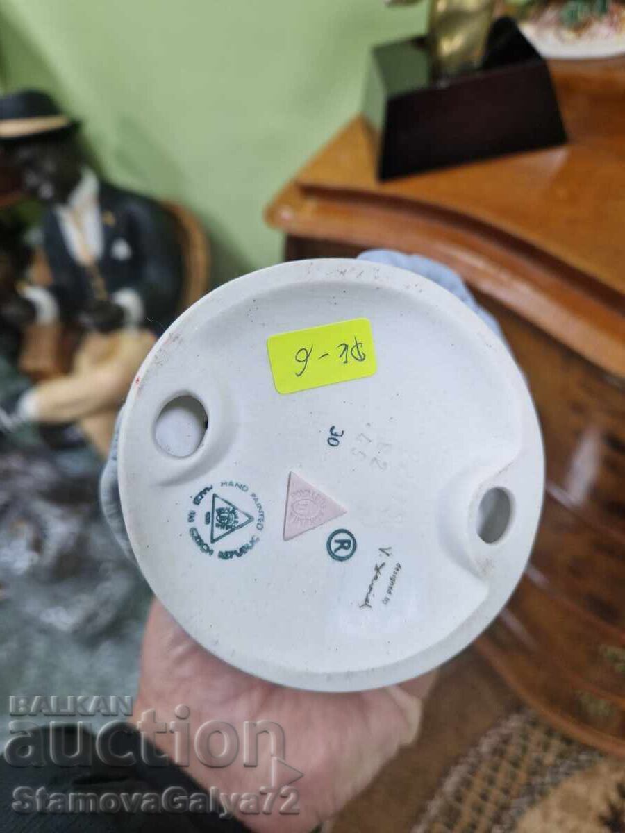 Frumoasă figurină antică din porțelan Royal Dux - 7