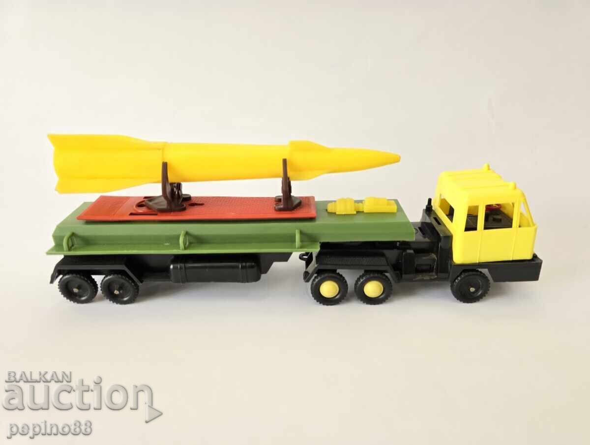 Παλαιό πολωνικό φορτηγό εκτοξευτή βλημάτων παιχνίδι με τιμή 90.00 BGN | € 46.02