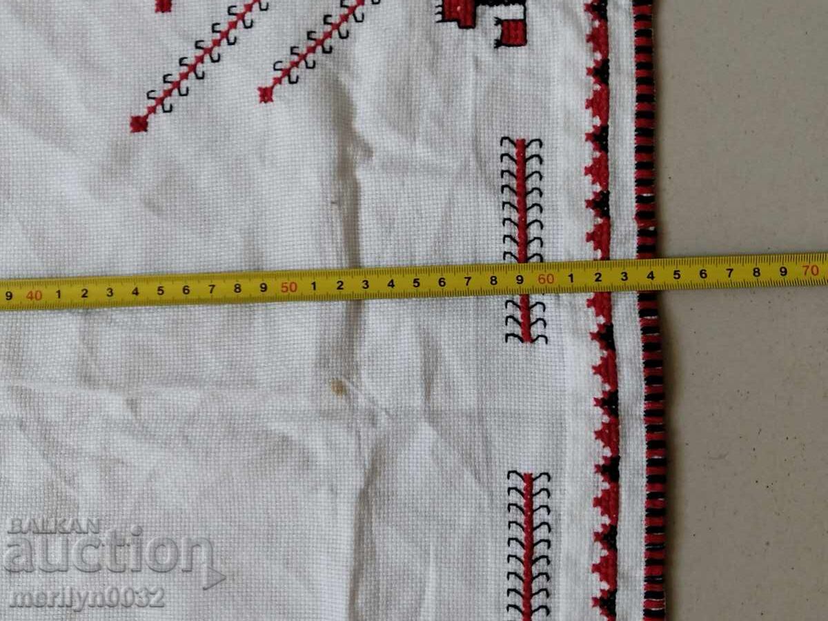 Delivery of Old embroidered check, tablecloth, milo, Bulgarian embroidery Delivery of Old embroidered check, tablecloth, milo, Bulgarian embroidery