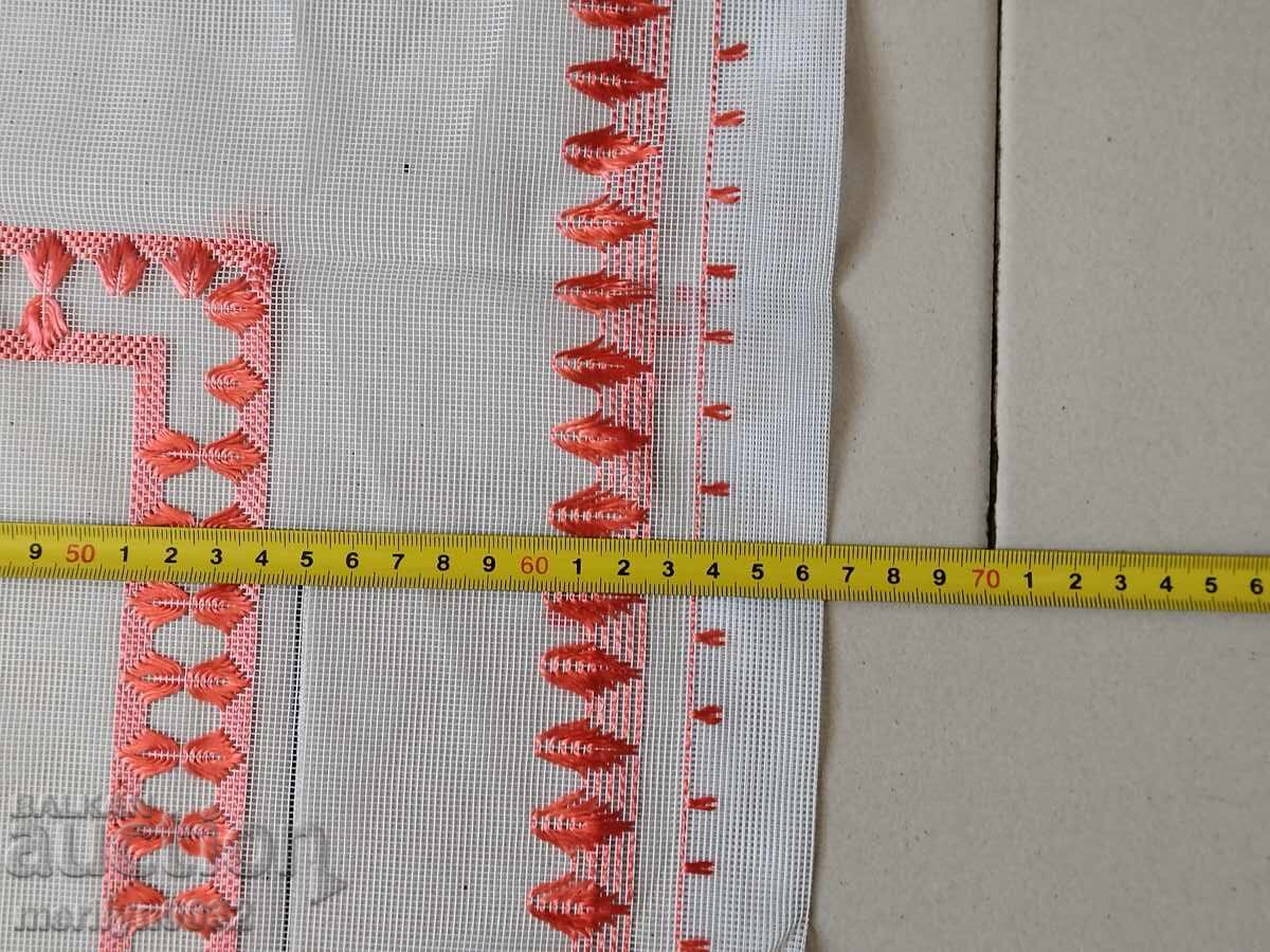Delivery of Old embroidered plaid tulle tablecloth, milo, Bulgarian embroidery Delivery of Old embroidered plaid tulle tablecloth, milo, Bulgarian embroidery