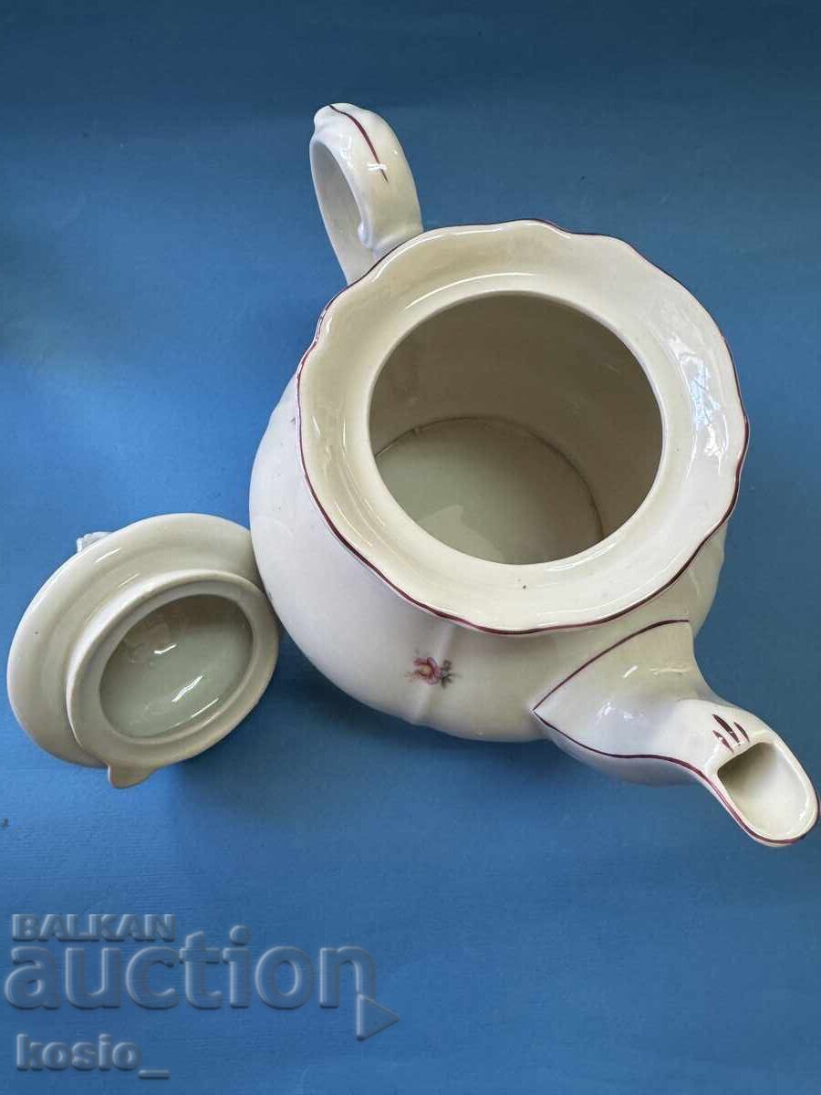 Bulgarian porcelain teapot 1957 - 6 Bulgarian porcelain teapot 1957 - 6