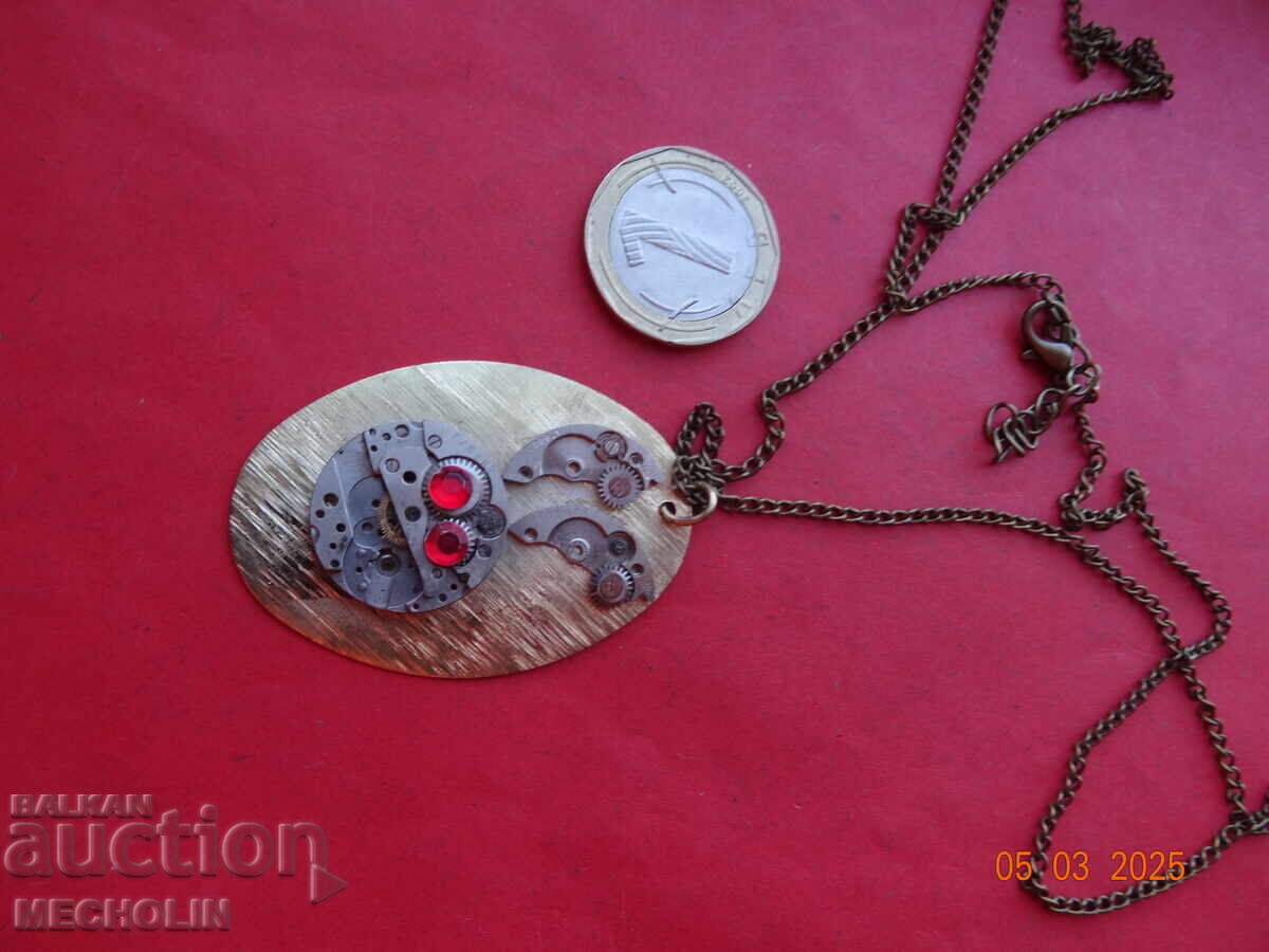 MEDALLION SONIASTYLE2005 Playboy with price 20.00 BGN | € 10.23