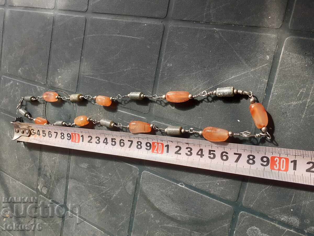 Гердан накит колие носия - 5 Гердан накит колие носия - 5