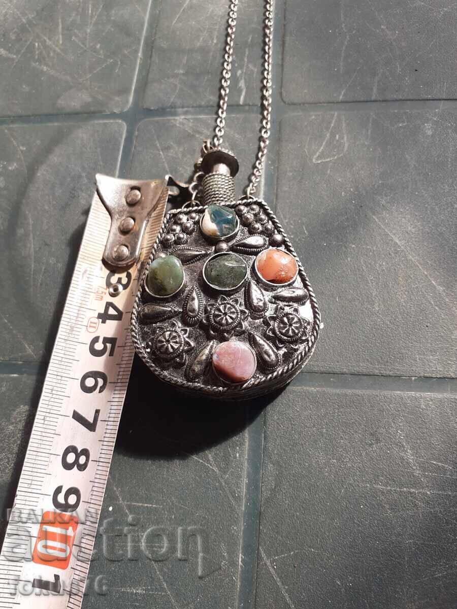 Great little perfume bottle with stones - 5