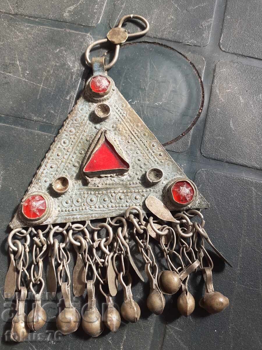 Bijuterii vechi - pandantiv cu clopote - costum cu preț 55.00 BGN | € 28.12