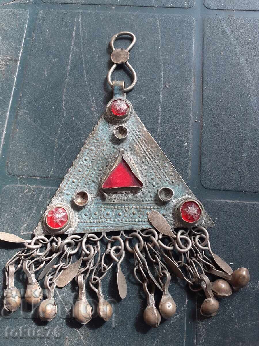 Bijuterii vechi - pandantiv cu clopote - costum