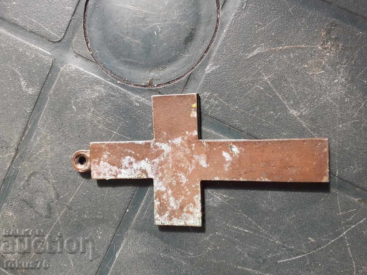 Auction Metal cross - replica Auction Metal cross - replica