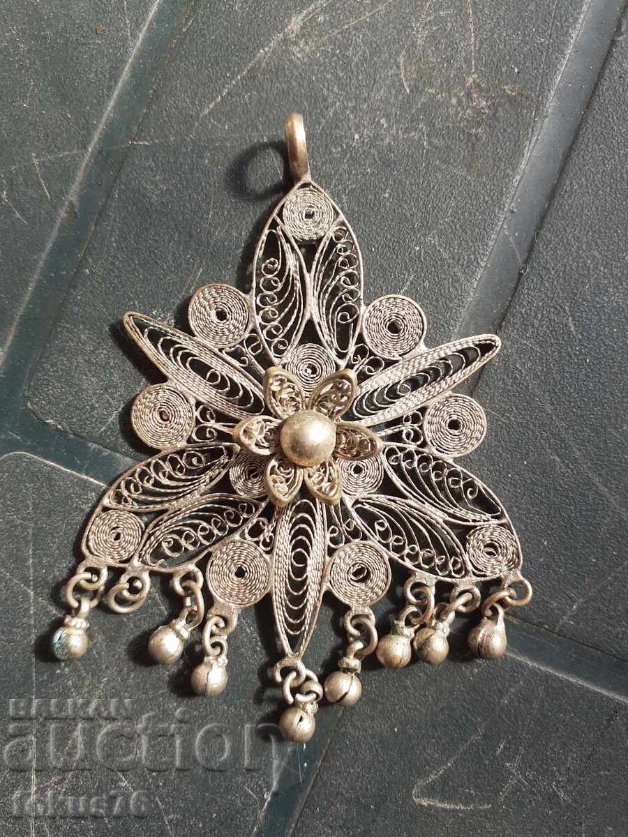 Beautiful filigree pendant jewelry with price 59.00 BGN | € 30.17 Beautiful filigree pendant jewelry with price 59.00 BGN | € 30.17