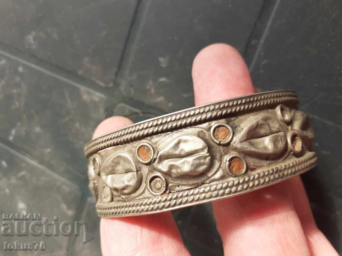 Old women's bracelet - costume Old women's bracelet - costume