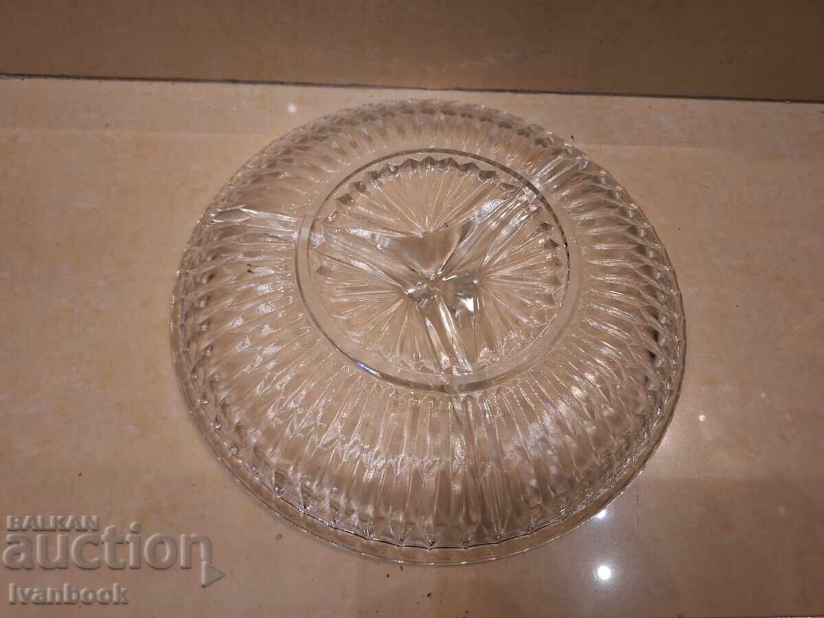 Auction Glass cocktail plate retro social. Auction Glass cocktail plate retro social.