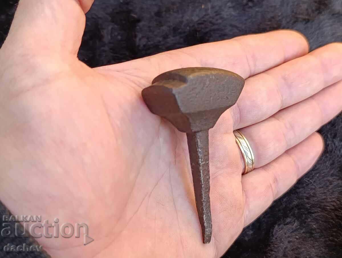 Old small anvil - Rare model 100 years old with price 30.00 BGN | € 15.34 Old small anvil - Rare model 100 years old with price 30.00 BGN | € 15.34