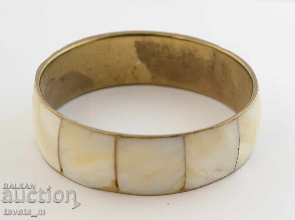 Auction  Bronze and mother-of-pearl bracelet