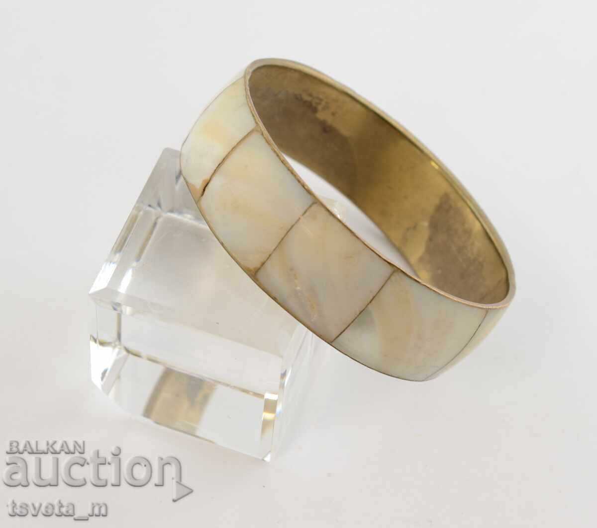 Гривна бронз и седеф