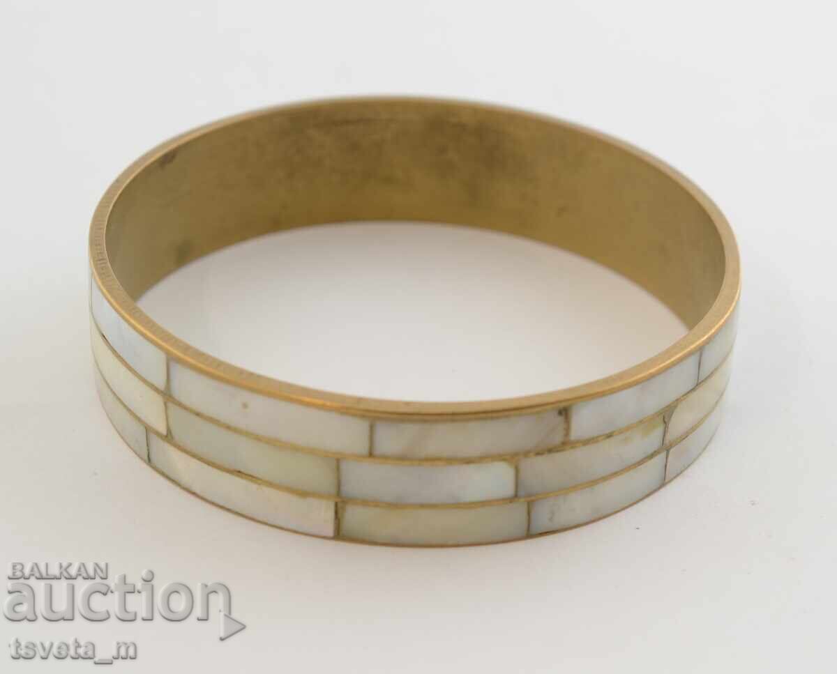 Auction  Bronze and mother-of-pearl bracelet