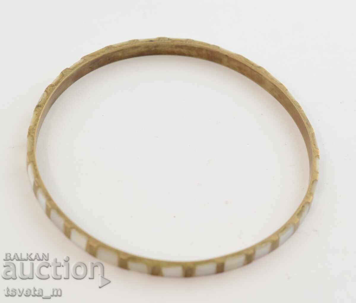 Auction Bronze and mother-of-pearl bracelet Auction Bronze and mother-of-pearl bracelet