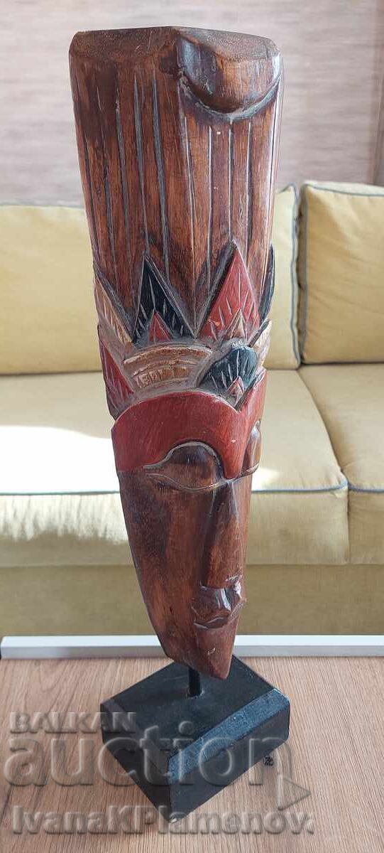 Licitație Sculptură în lemn Africa pentru cunoscători înălțime 56 cm