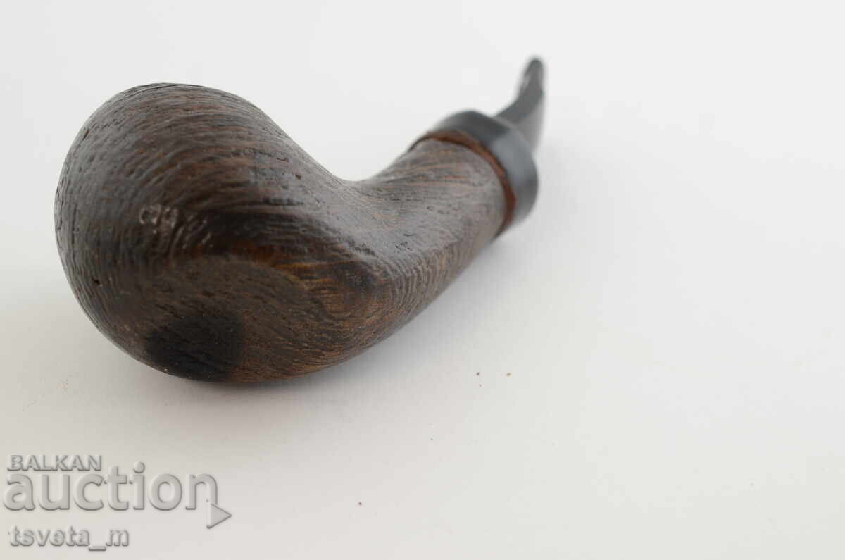 Delivery of An ancient pipe