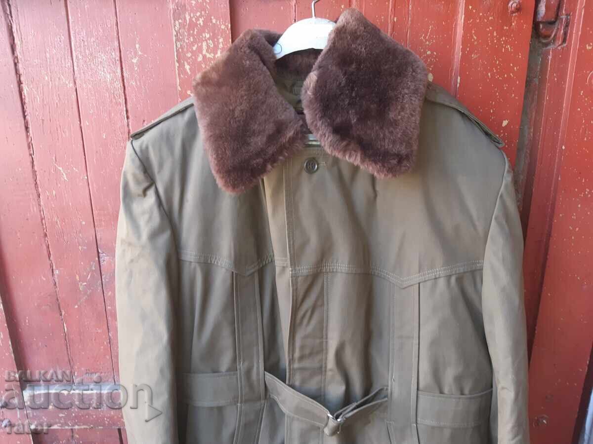 Military coat, uniform - NRB with price 30.00 BGN | € 15.34 Military coat, uniform - NRB with price 30.00 BGN | € 15.34