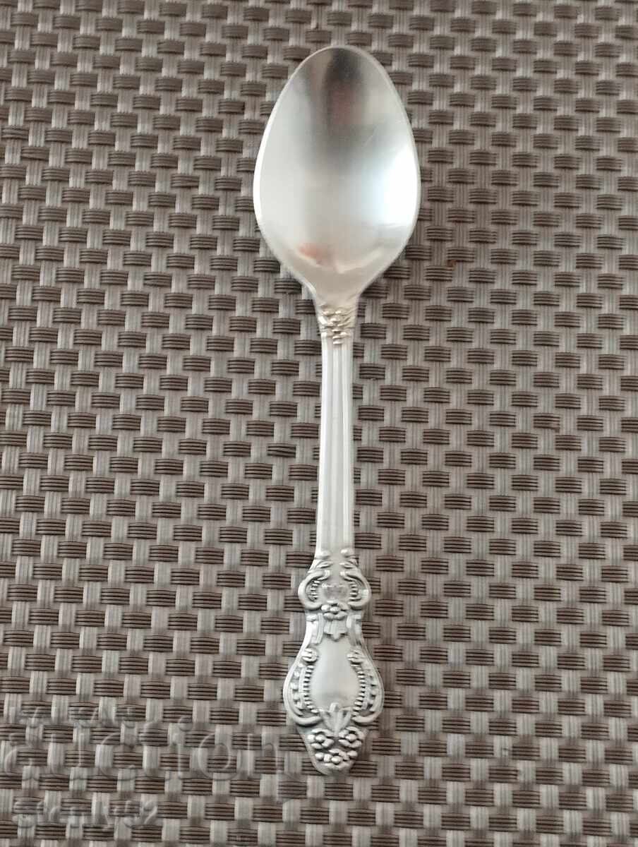 Silver-plated melchior spoon for tea, coffee, and babies Silver-plated melchior spoon for tea, coffee, and babies