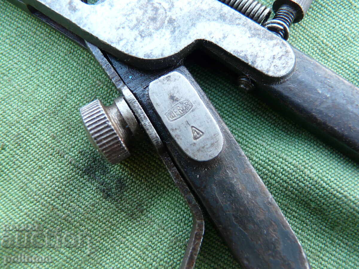 German chapraz - 2 with price 40.00 BGN | € 20.45 German chapraz - 2 with price 40.00 BGN | € 20.45