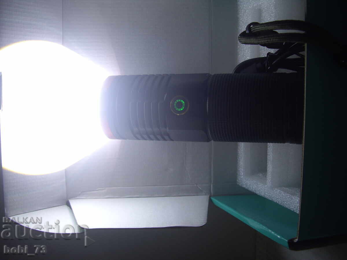 Extremely powerful rechargeable spotlight. - 7 Extremely powerful rechargeable spotlight. - 7