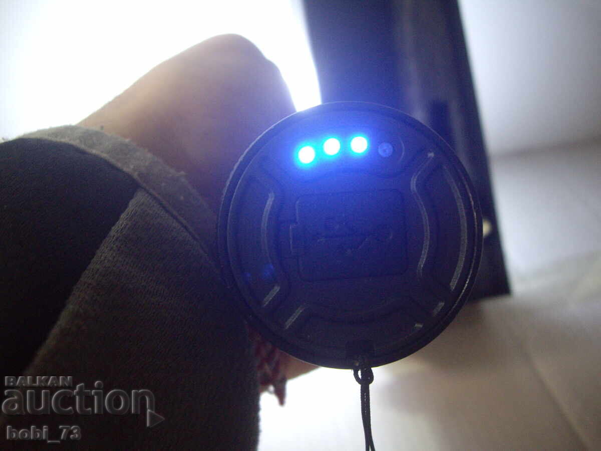 Extremely powerful rechargeable spotlight. - 5