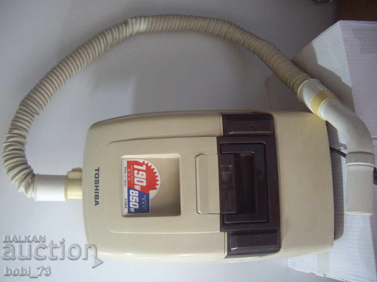 Old original vacuum cleaner ''Toshiba'' Old original vacuum cleaner ''Toshiba''