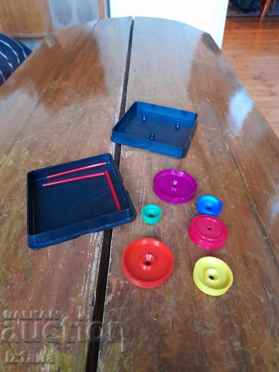 Livrarea Turnul de joc vechi din Hanoi Livrarea Turnul de joc vechi din Hanoi