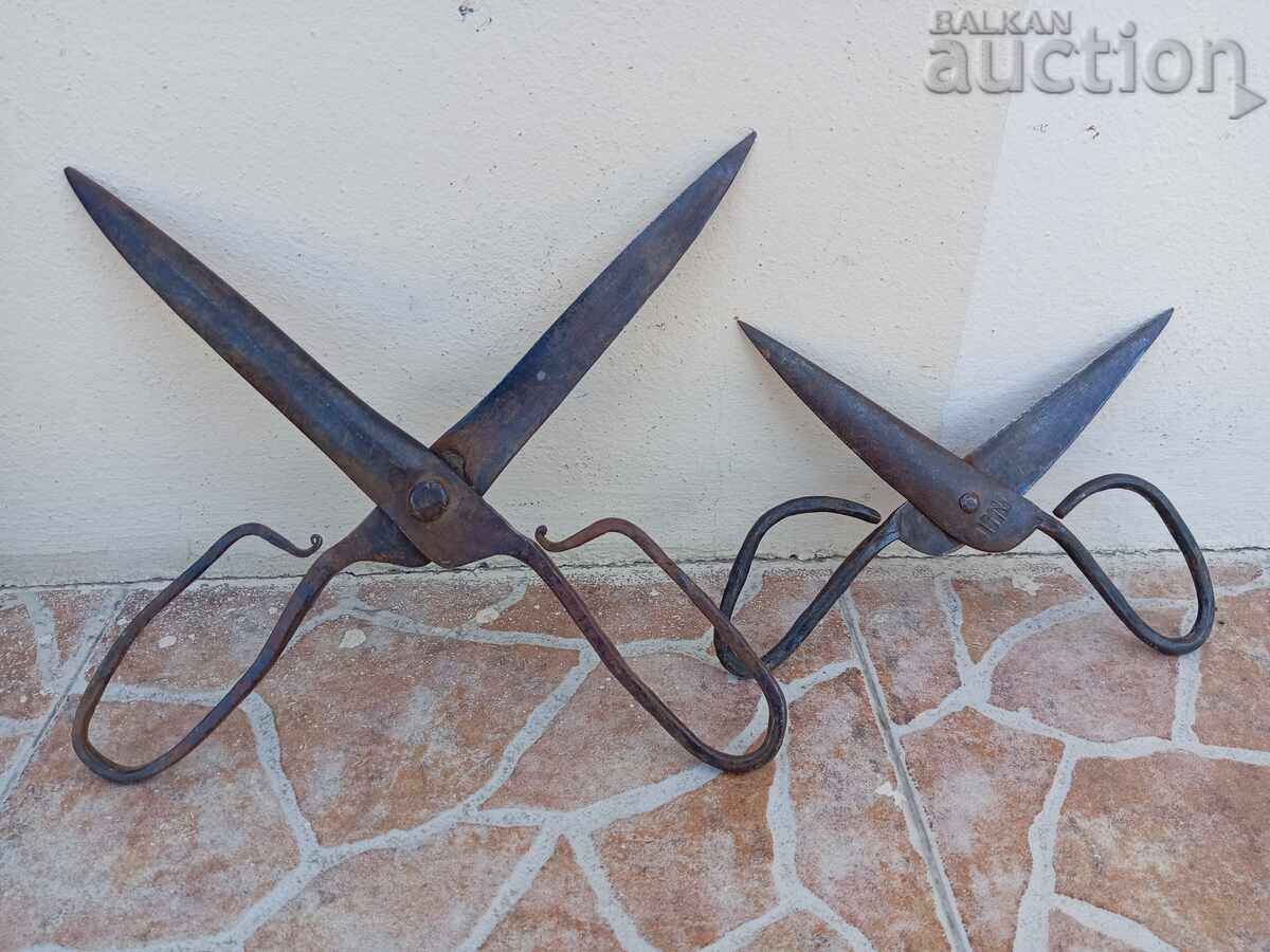 Delivery of pair of antique forged scissors scissors Delivery of pair of antique forged scissors scissors