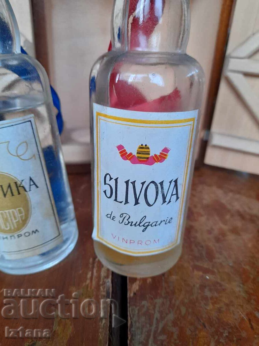 Sticle vechi de suveniruri de Mastic și Slivova - 5 Sticle vechi de suveniruri de Mastic și Slivova - 5