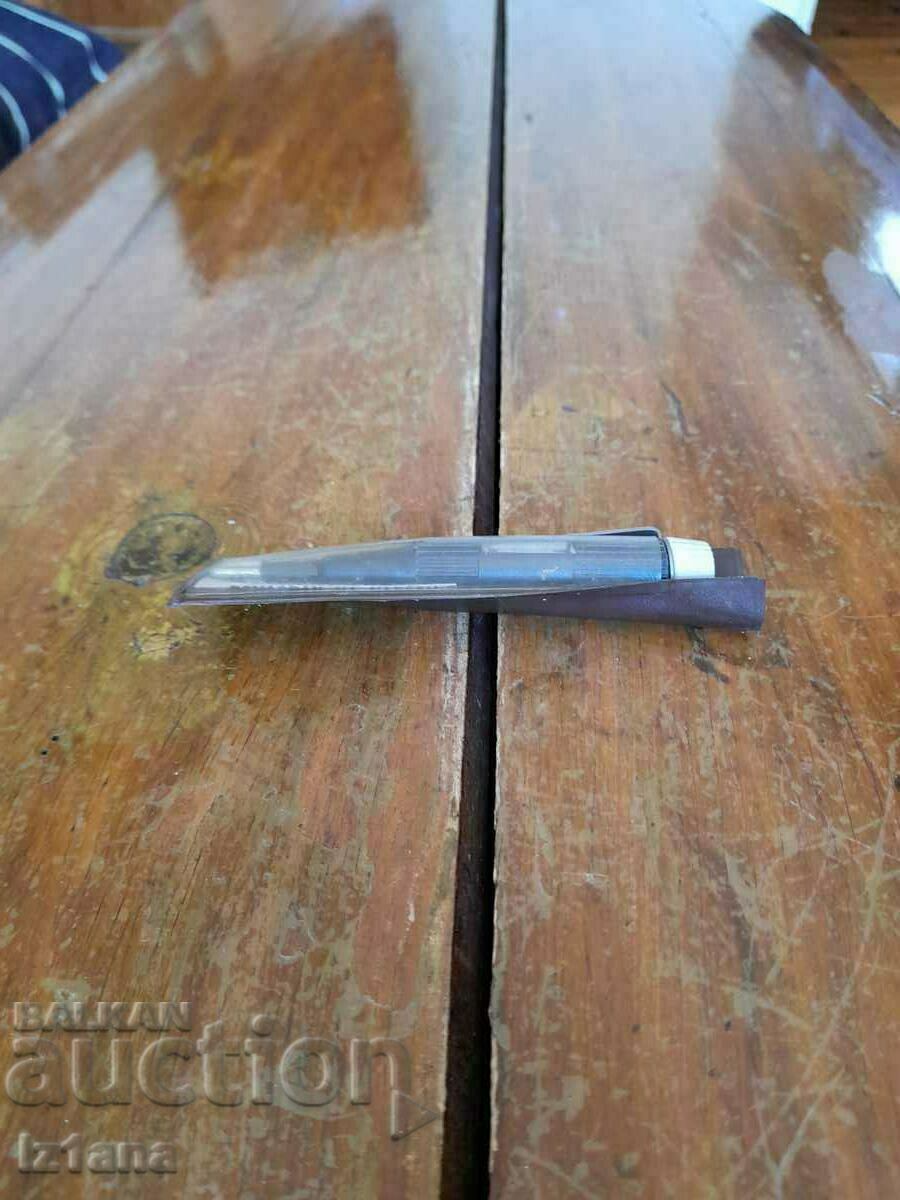 Vechiul Phasmometru Vechiul Phasmometru