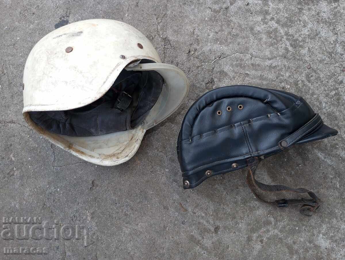 Auction Old motorcycle helmets Auction Old motorcycle helmets