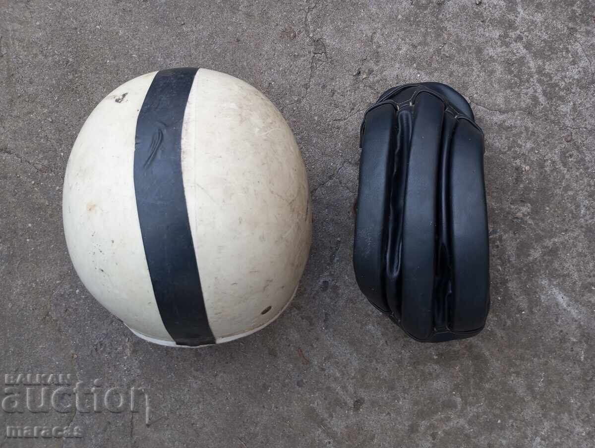 Old motorcycle helmets Old motorcycle helmets