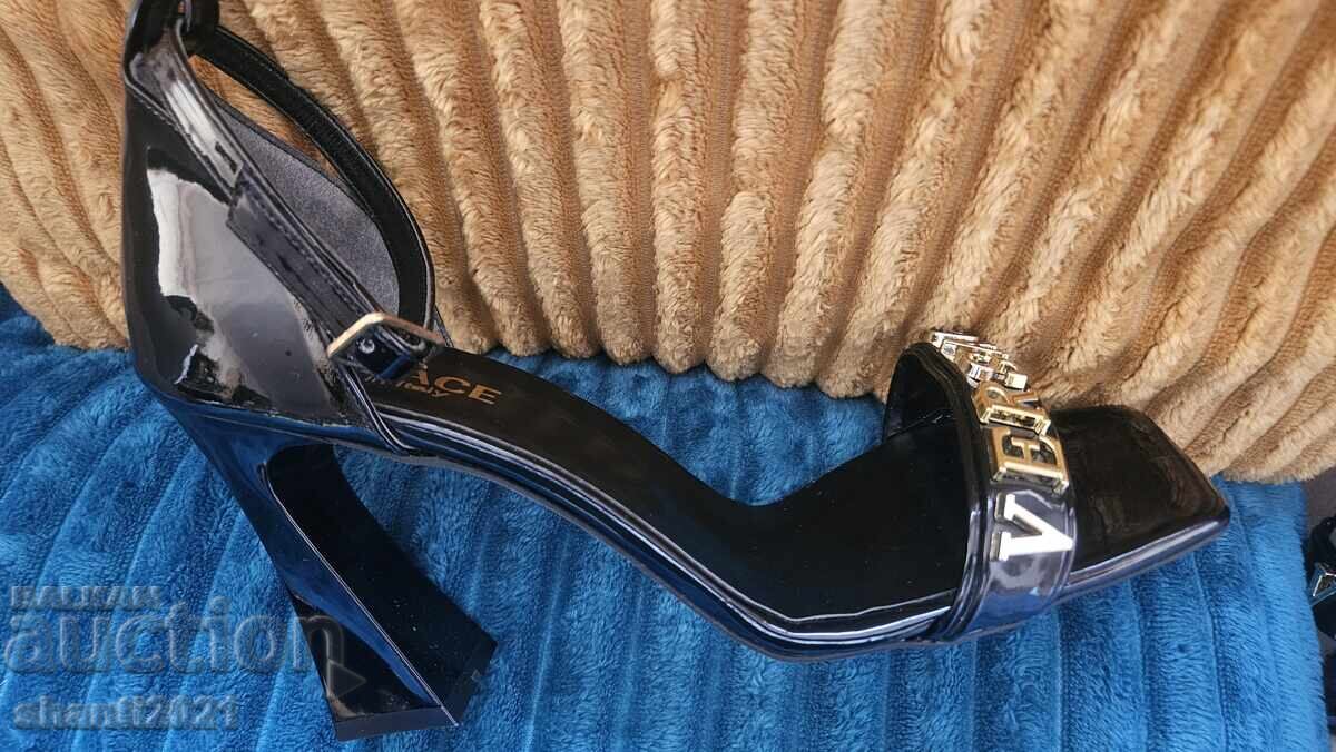 Delivery of New women's sandals VERSACE, No. 40