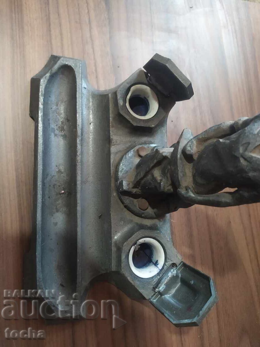 Licitație Veche călimară metalică