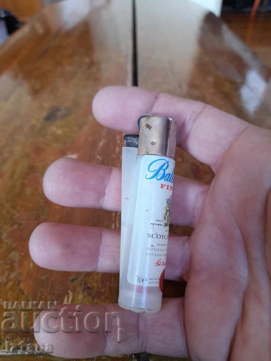 Auction  Old Ballantines lighter