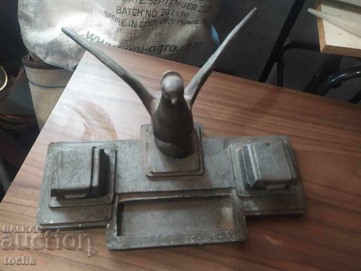 стара метална мастилница стара метална мастилница