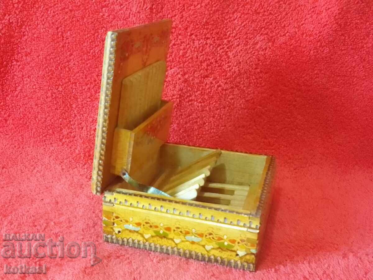 Auction Old wooden box Tobacco box pyrographed Tobacco Cigarettes Auction Old wooden box Tobacco box pyrographed Tobacco Cigarettes