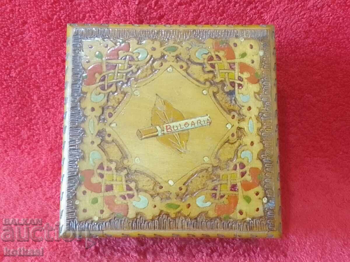 Old wooden box Tobacco box pyrographed Tobacco Cigarettes - 5 Old wooden box Tobacco box pyrographed Tobacco Cigarettes - 5