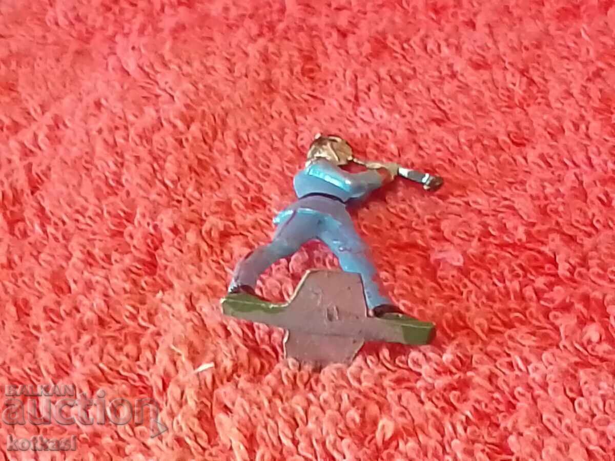 Δημοπρασία Παλιά μεταλλική φιγούρα στρατιώτη μουσικού