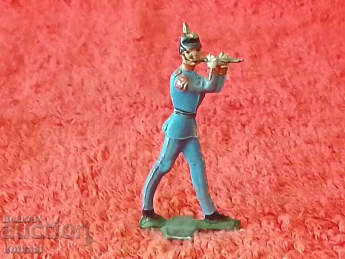 Παλιά μεταλλική φιγούρα στρατιώτη μουσικού με τιμή 12.50 BGN | € 6.39
