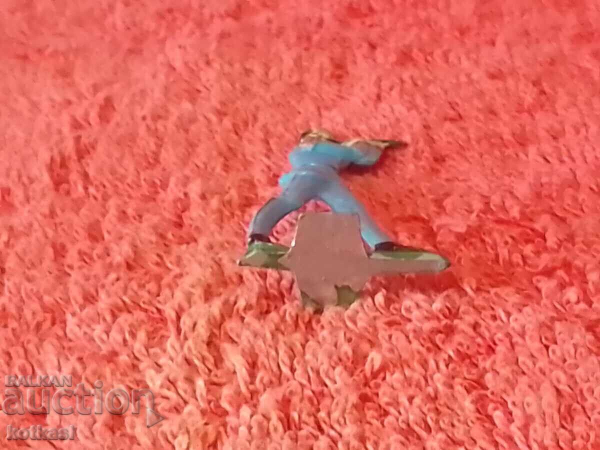 Δημοπρασία Παλιά μεταλλική φιγούρα στρατιώτη μουσικού