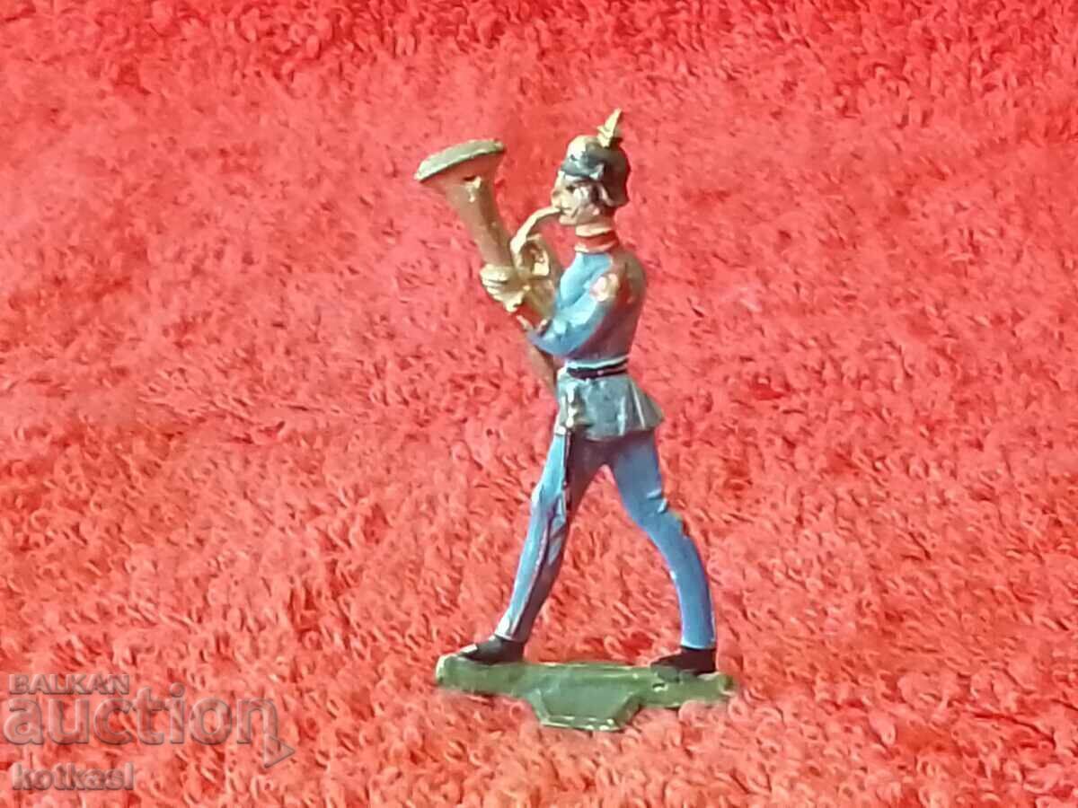 Old metal figure of a Soldier Musician with price € 5.50 | 10.76 BGN