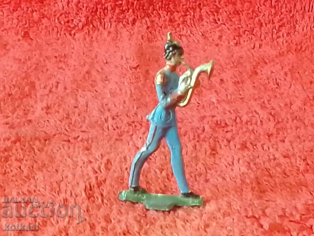 Old metal figure of a Soldier Musician with price 12.50 BGN | € 6.39