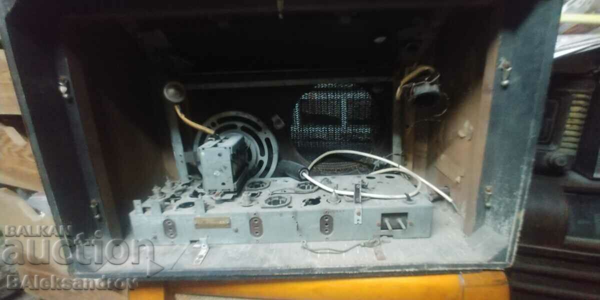 Old radio BLAUPUNKT - 5 Old radio BLAUPUNKT - 5