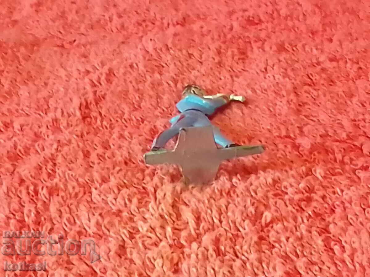 Аукцион Стара метална фигура на Войник музикант Аукцион Стара метална фигура на Войник музикант