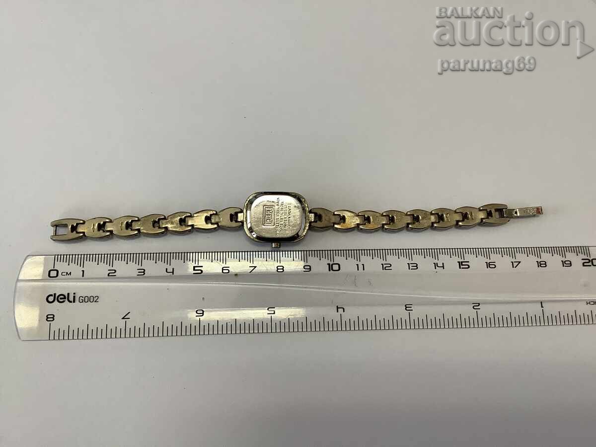 Delivery of Q&Q ladies watch Delivery of Q&Q ladies watch