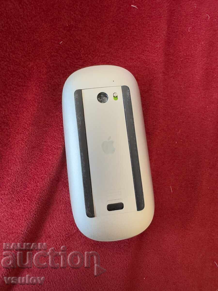 Apple Magic Mouse, functioneaza fara probleme cu preț € 14.98 | 29.30 BGN Apple Magic Mouse, functioneaza fara probleme cu preț € 14.98 | 29.30 BGN