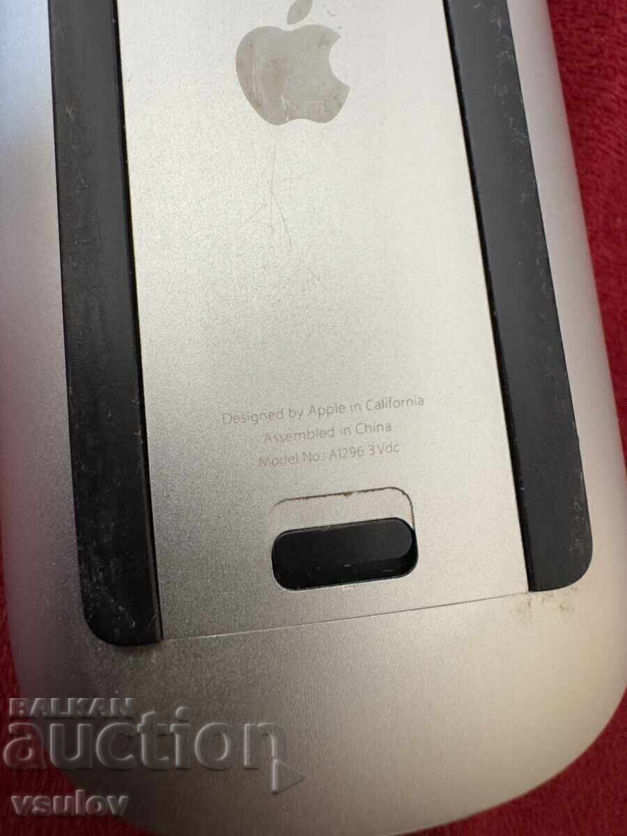 Licitație Apple Magic Mouse, functioneaza fara probleme Licitație Apple Magic Mouse, functioneaza fara probleme