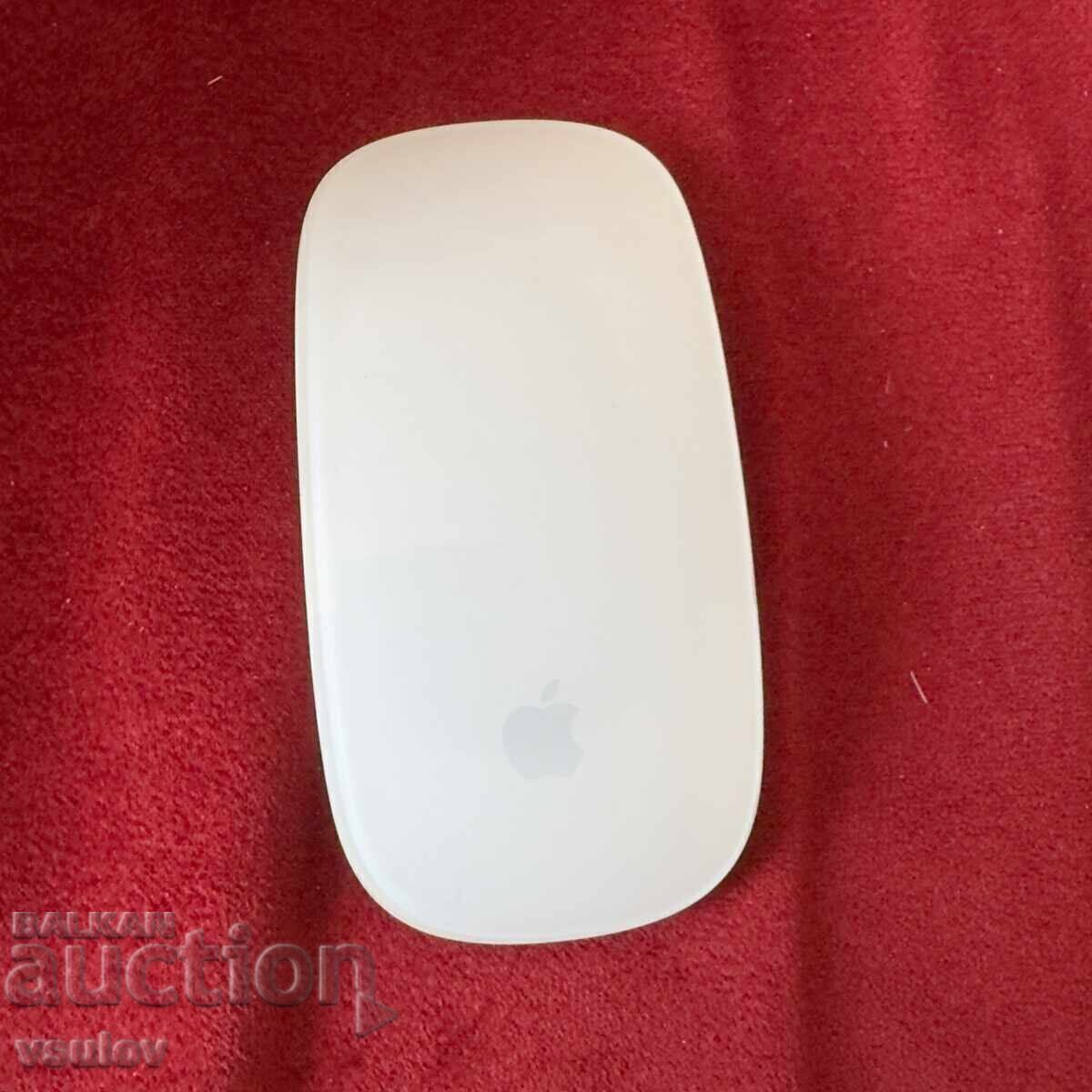 Apple Magic Mouse, functioneaza fara probleme Apple Magic Mouse, functioneaza fara probleme